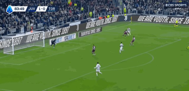 1731190277157012111.gif 2-0耶尔德兹.gif