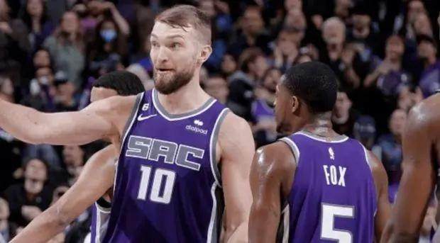 末节狂扫火箭升至西部第四 国王要出两位全明星？