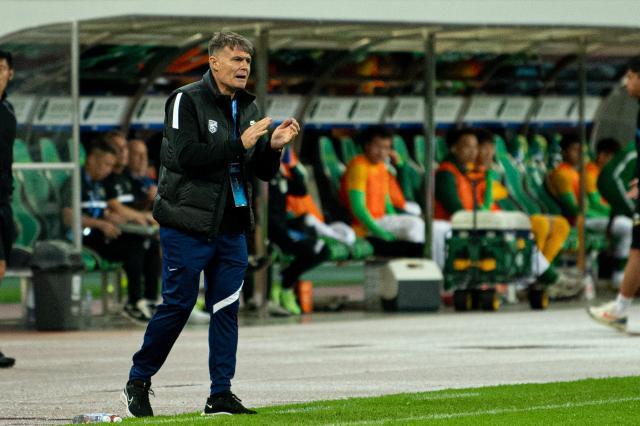 开云官网-三镇逆转最紧张一战再获门将大礼：我们赢在没放弃