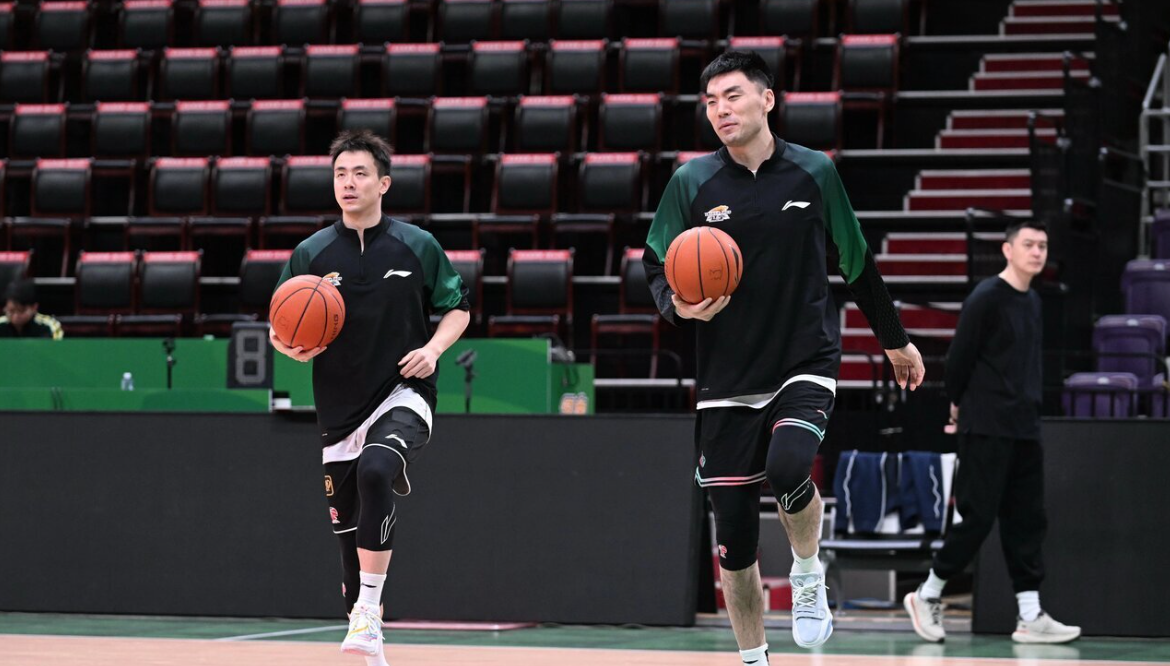 开云体育-像郭艾伦张镇麟那样？赵继伟向辽篮表忠心 曝他休赛期曾接触首钢