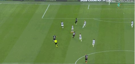 1660414837345057139.gif 米兰XXX.gif