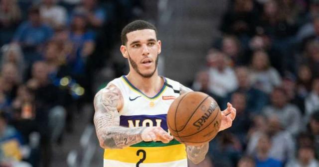 开云app-开局低迷鹈鹕谋求改变 球哥雷迪克被放上交易货架