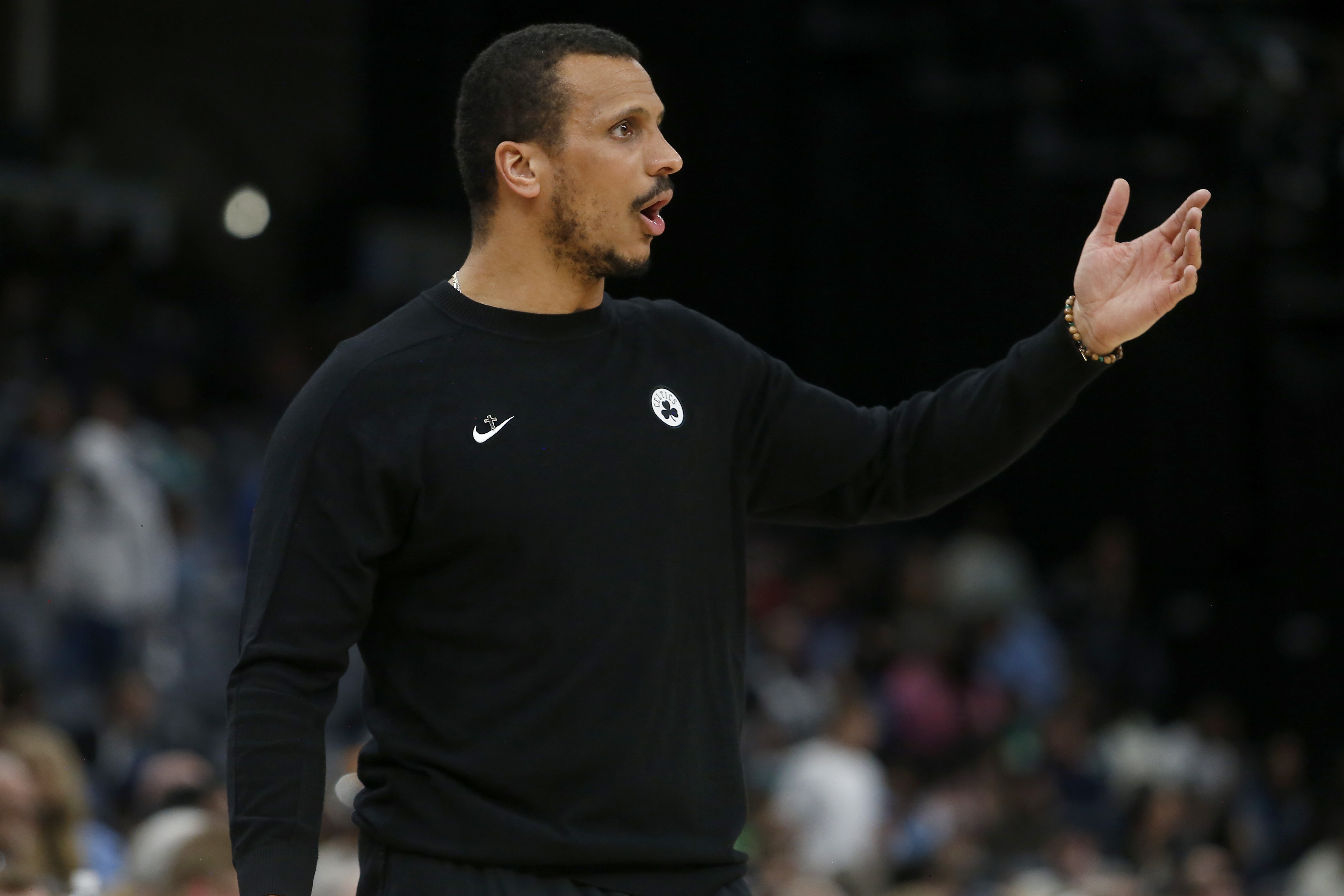 开云体育-马祖拉：无论谁出场 我们的要求始终不变 今天的标准与前81场一致